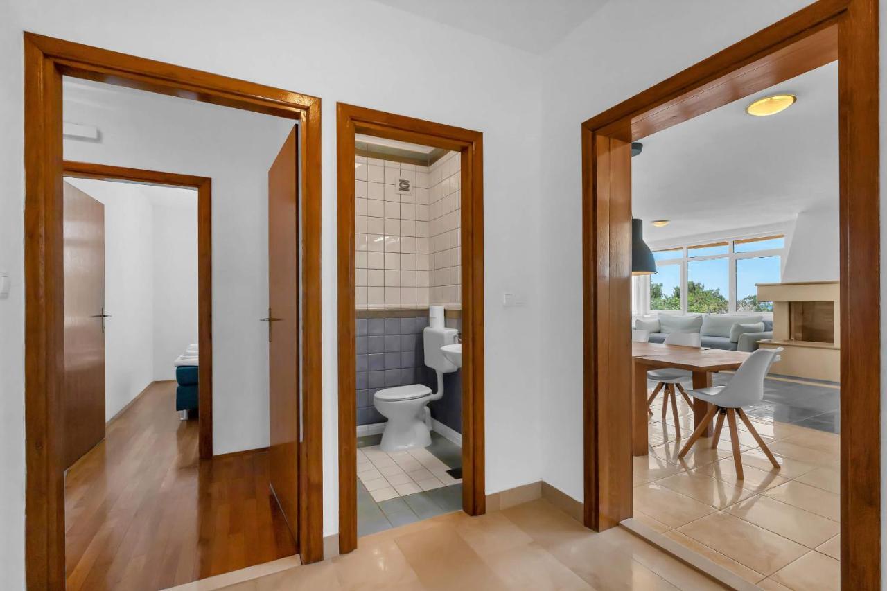 Apartments Marin เบรลา ภายนอก รูปภาพ