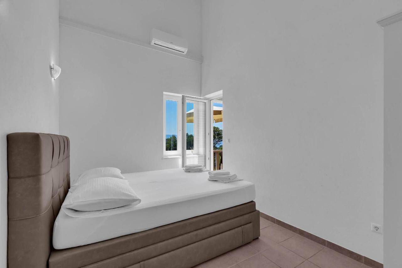 Apartments Marin เบรลา ภายนอก รูปภาพ
